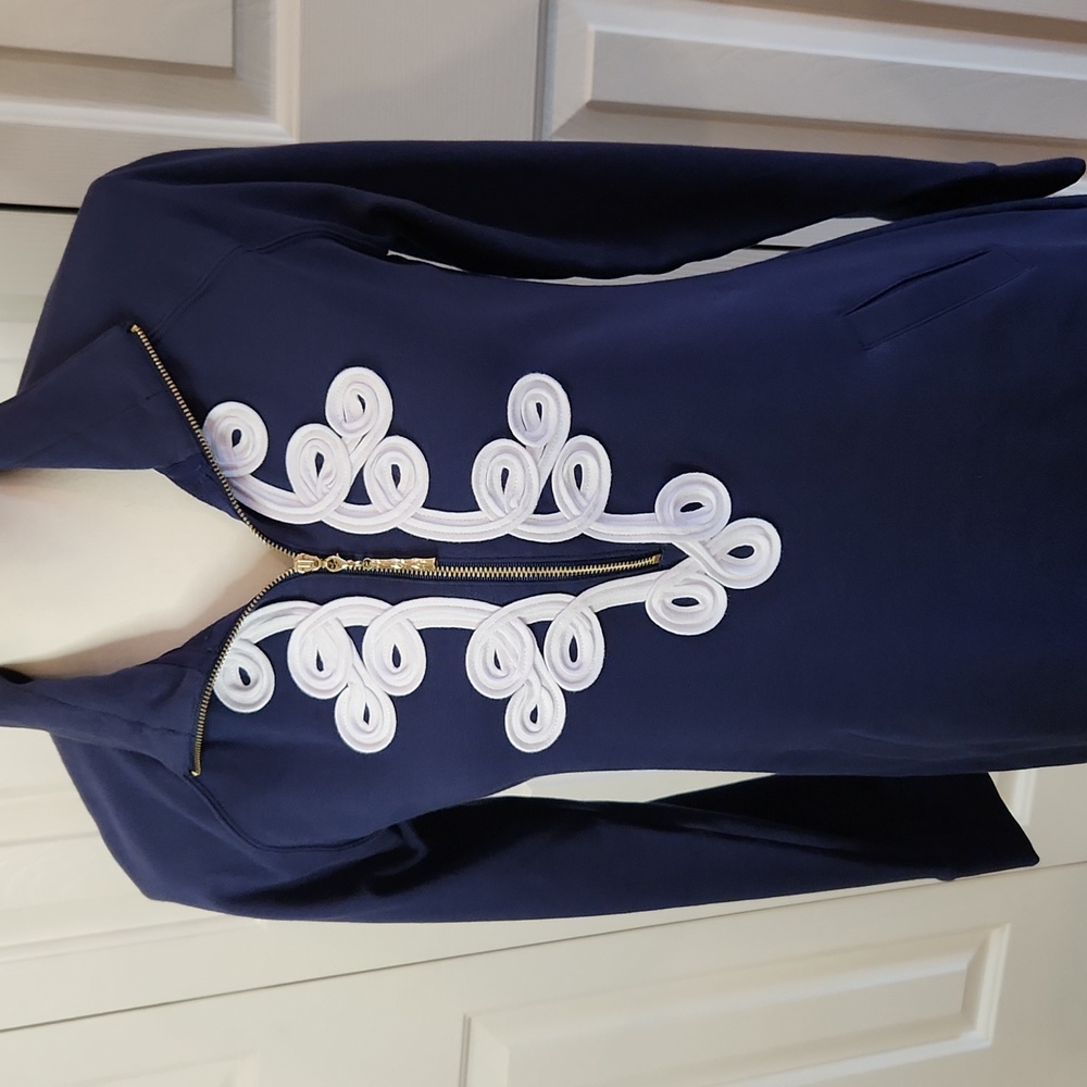 LILLY PULITZER,  Excellent Condition,  Women's Dress,  Size Small,  Navy ,white - Picture 2 of 9